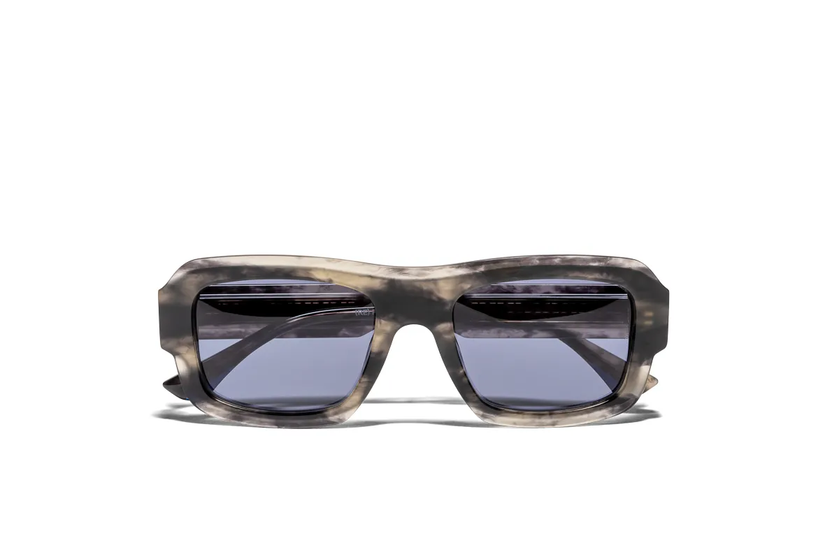 Gafa de sol para hombre modelo Posado color Gris